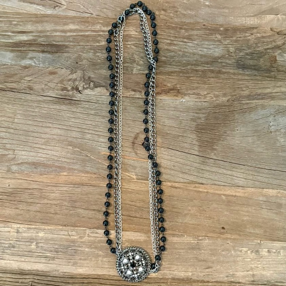 Elegant Black and Silver Necklace